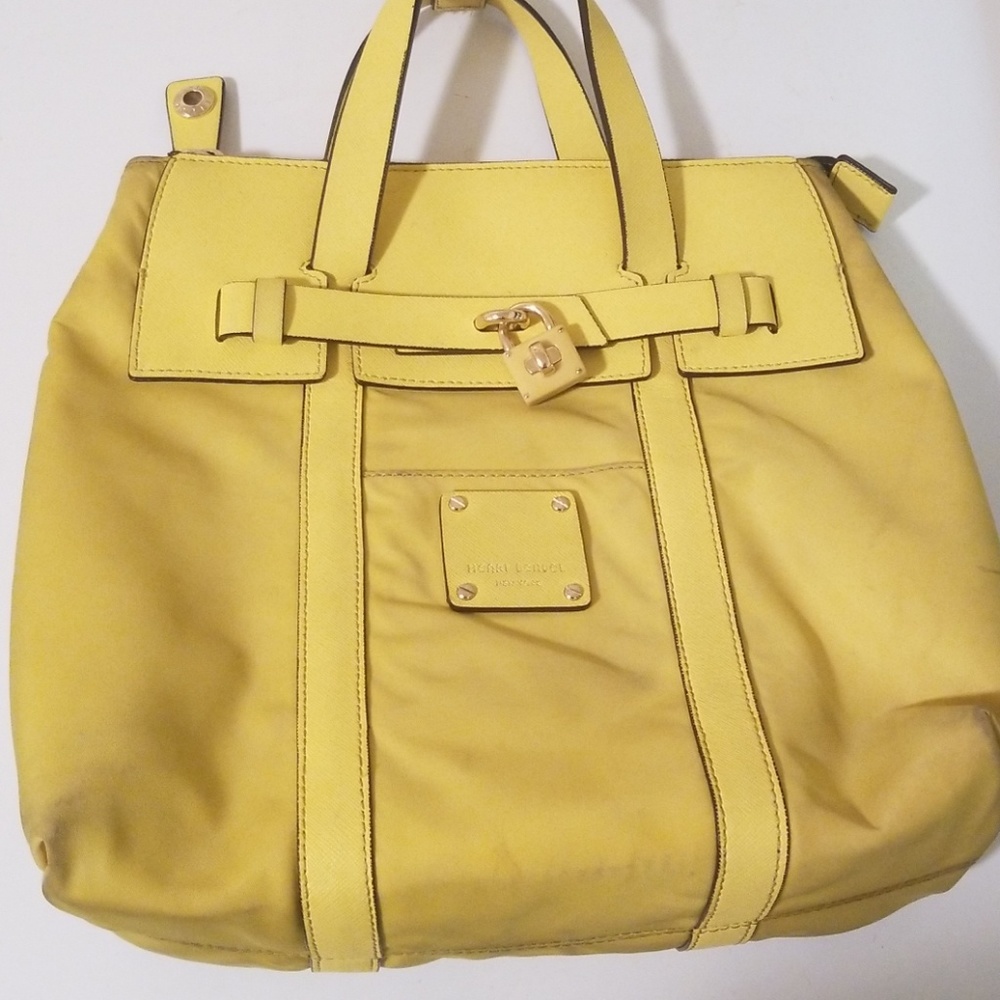 Henri bendel mini jetsetter